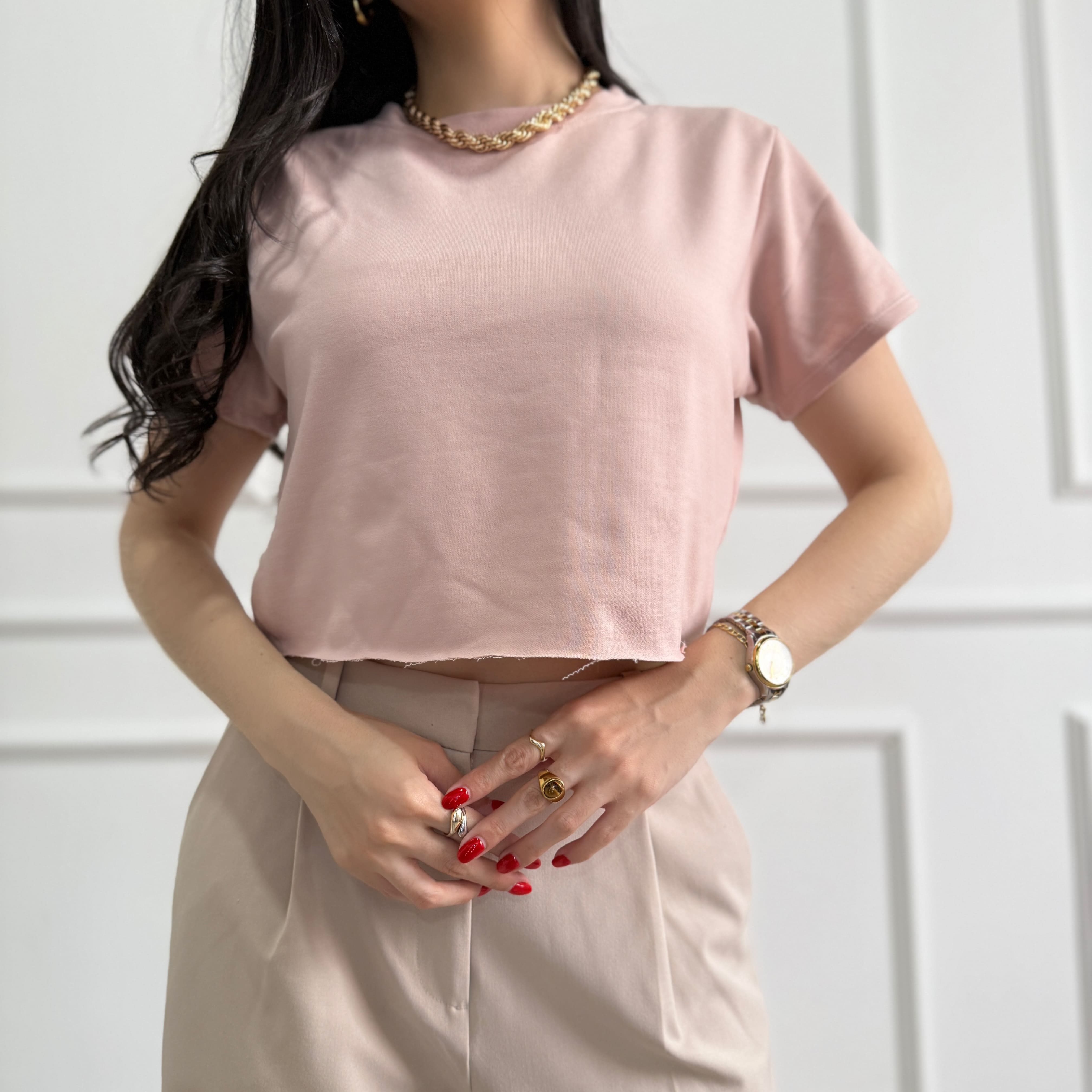 Camiseta corta burda