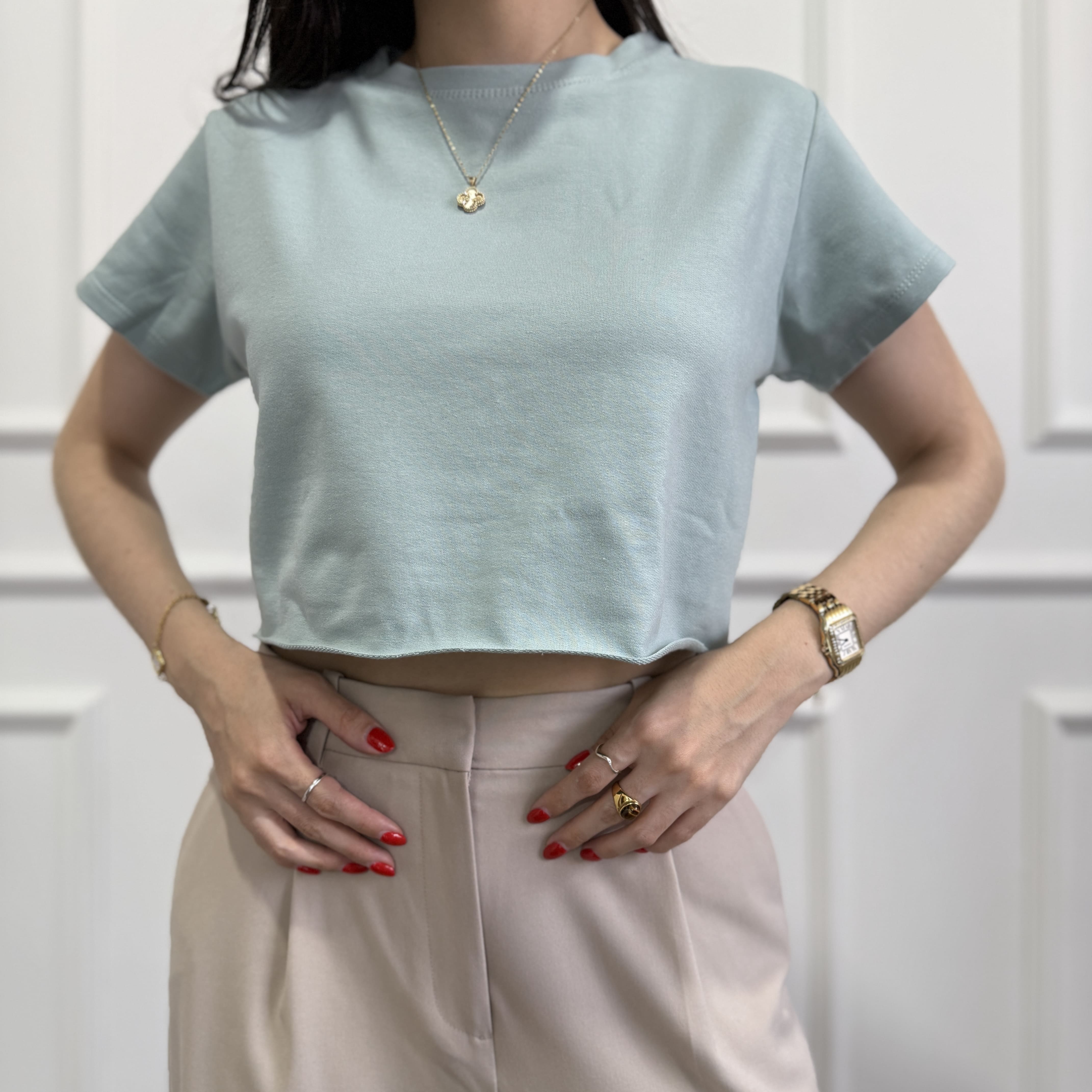 Camiseta corta burda