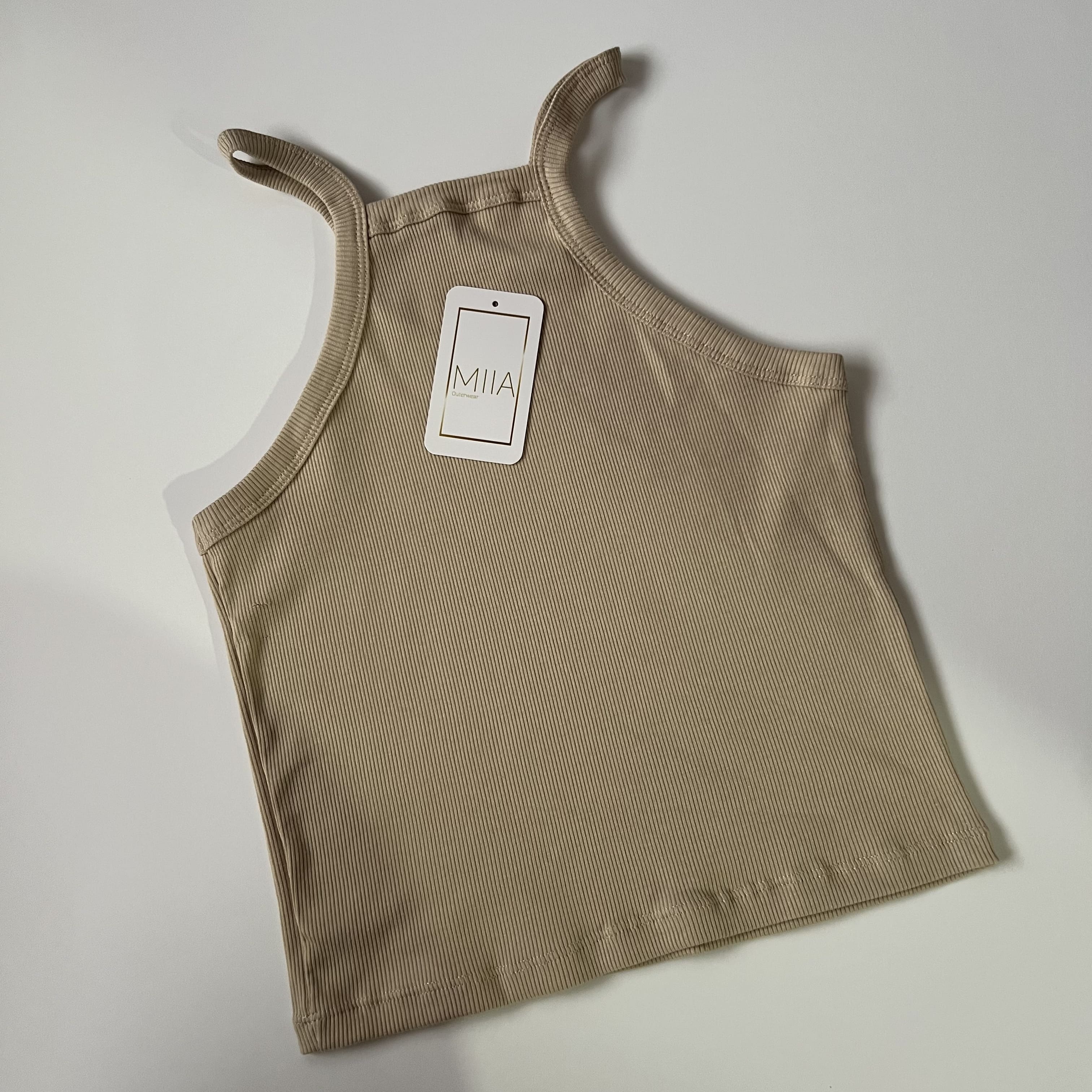 Camisilla Olivia